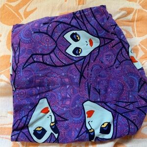 LuLaRoe Disney Purple Maleficent Print Leggings TC
